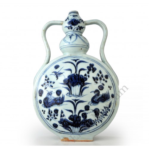 1484 A Yuan b&w mandarin ducks pattern flask vase 